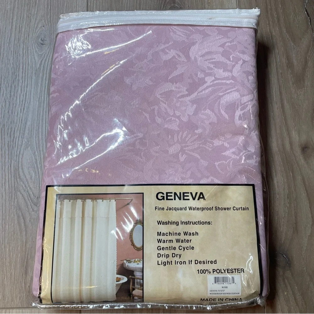 NWT Geneva Rose Waterproof Shower‎ Curtain
